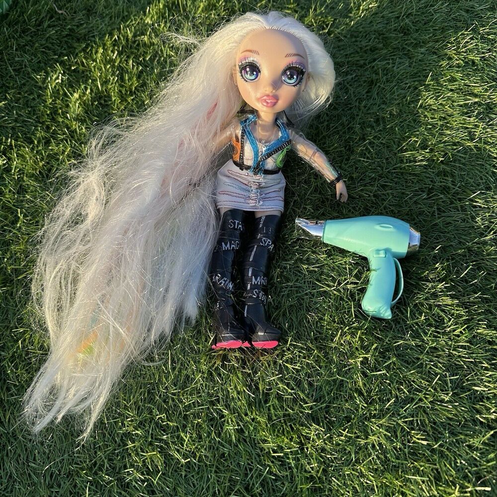 Rainbow High Doll Amaya Raine Hair Studio Rainbow Glitter‎ Sparkle Doll 2020 MGA